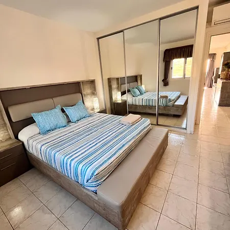 Acogedor Con Vistas Daire